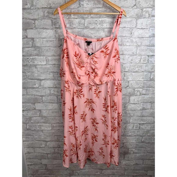 torrid Dresses & Skirts - Torrid Babydoll Dress 4 4X Pink Wash Challis Skater Whimsy Daisy Floral Pockets‎